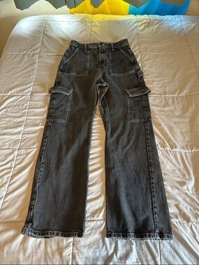 Women's Black Wide-Leg Cargo Jeans